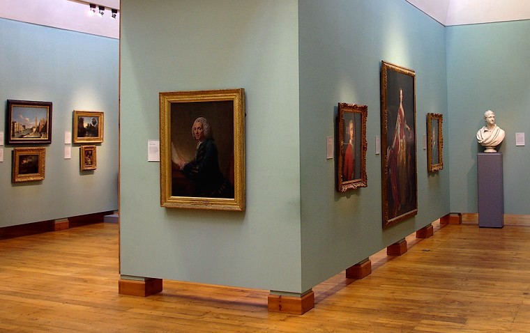 Paintings in art gallery