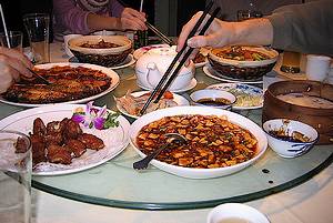 Freshly cooked Chinese dishes