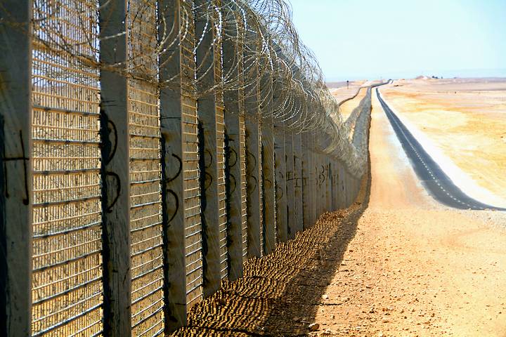 Barbed wire international barrier