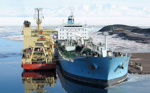 Ships loading at export dock